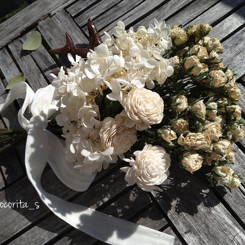 Rose  & hydrangea swag  バラと紫陽花のスワッグ　ソフトホワイト