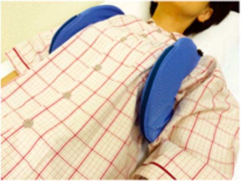 くるっとクール 一般医療機器 冷却 三日月冷却剤 熱中症 頸部 腋下部(脇) 鼠径部(大腿部の付け根)
