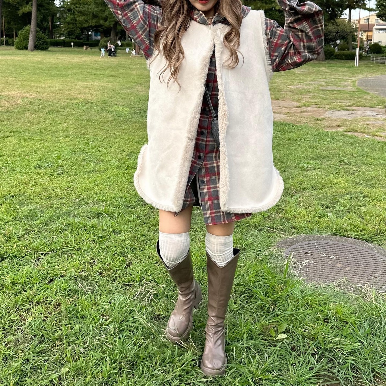 reversible eco far／fake mouton VT／beige