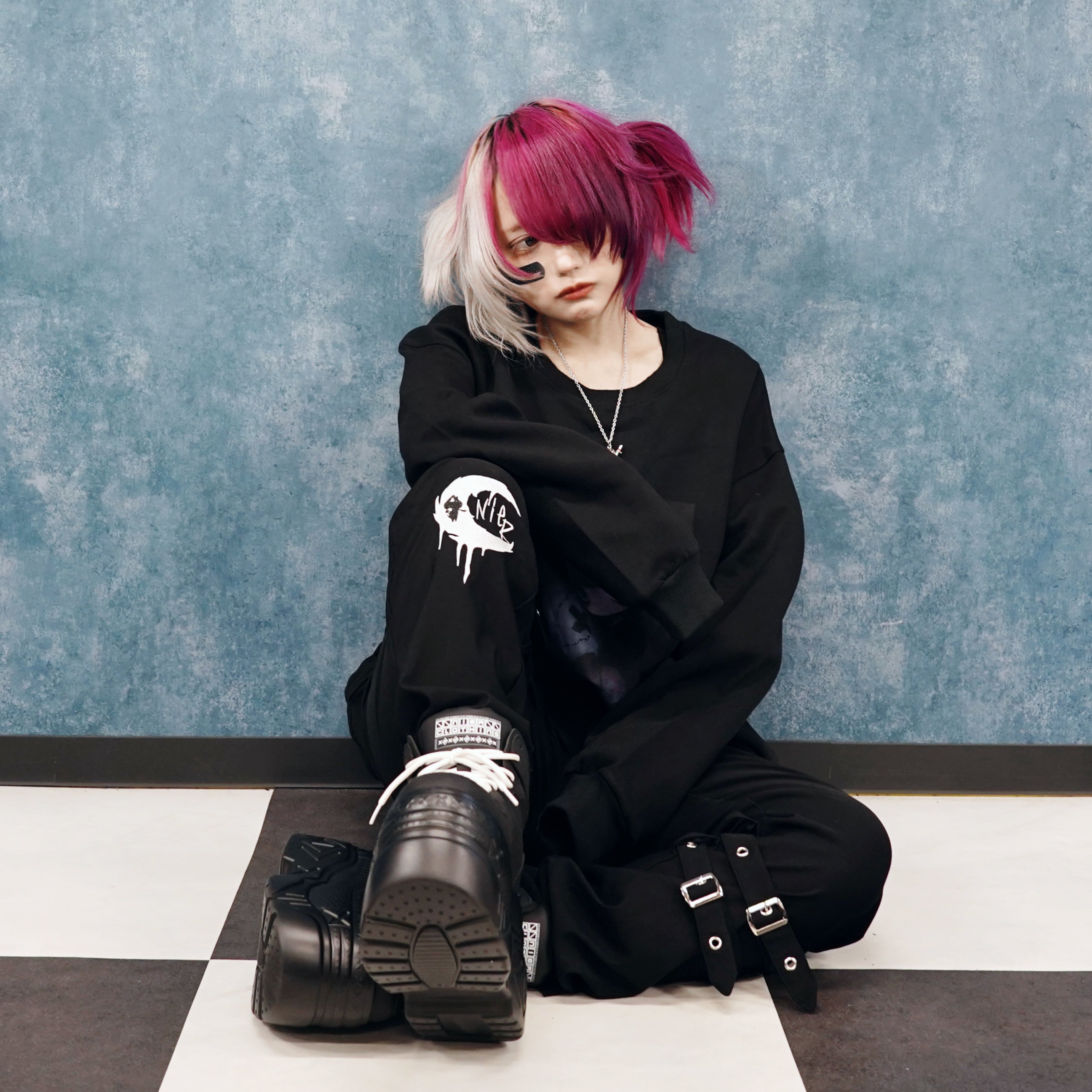 先着55点限定55%OFF】BELT STRAP&MOON LOGO VISUAL PANTS | NIER CLOTHING