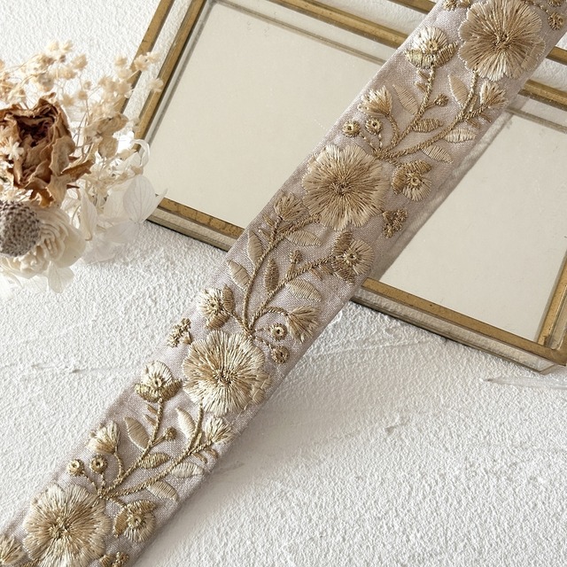 ゴールデンフローレス　[グレー]　インド刺繍リボン　3344
