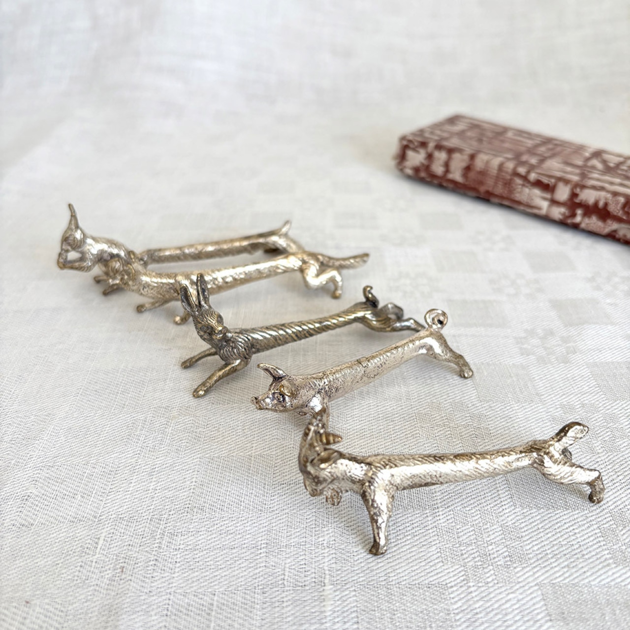 ナイフレスト　カトラリーレスト　箸置きにも　アニマル　うさぎ・リス・やぎ・ぶた・きつね　5体セット 12twdn21-2