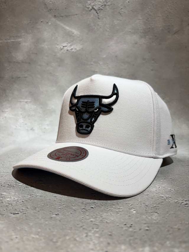 Mitchell＆Ness/ミッチェルアンドネス NBA シカゴ・ブルズ キャップ ホワイト