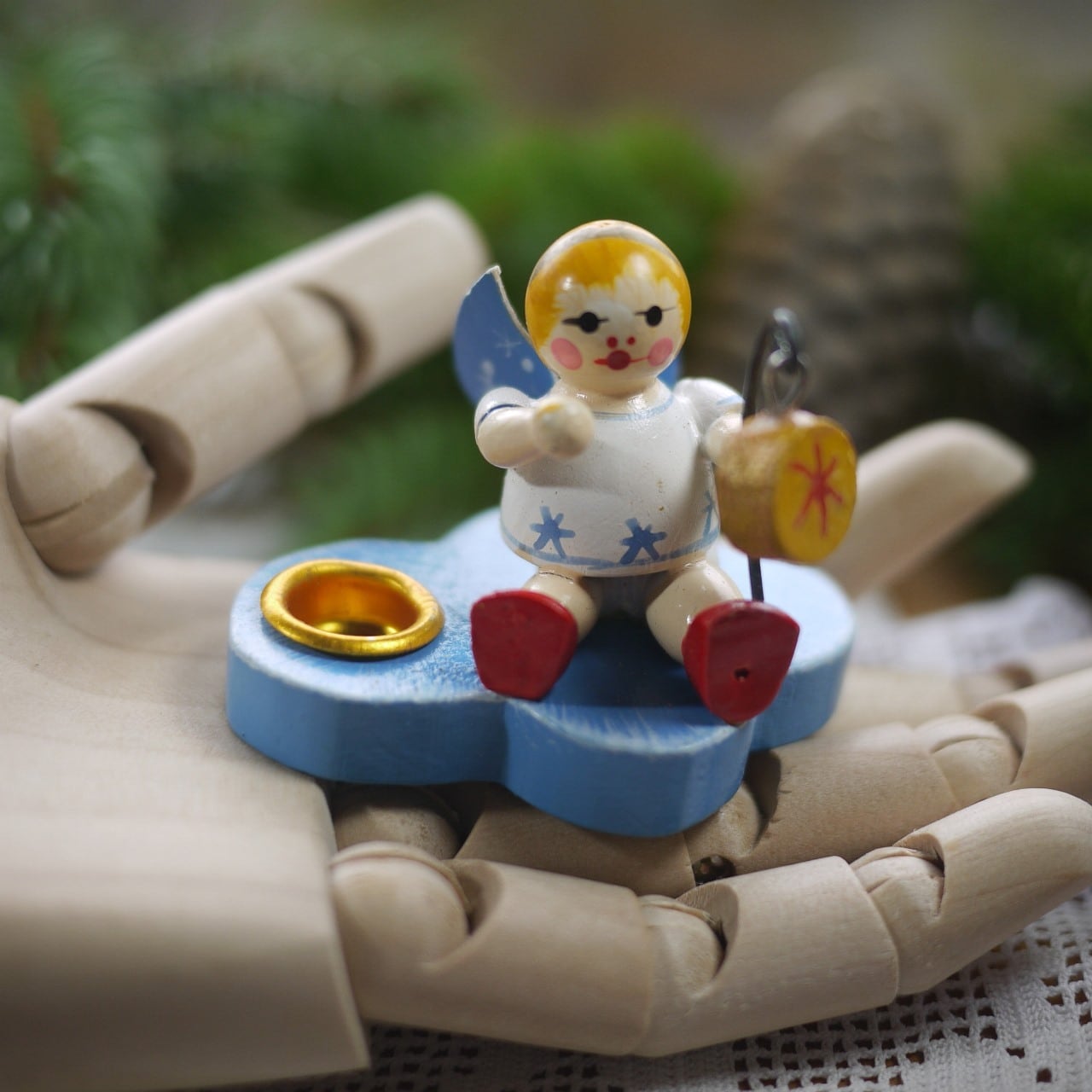 ランタンを持つ天使 キャンドルホルダー4個 クリスマスオーナメント