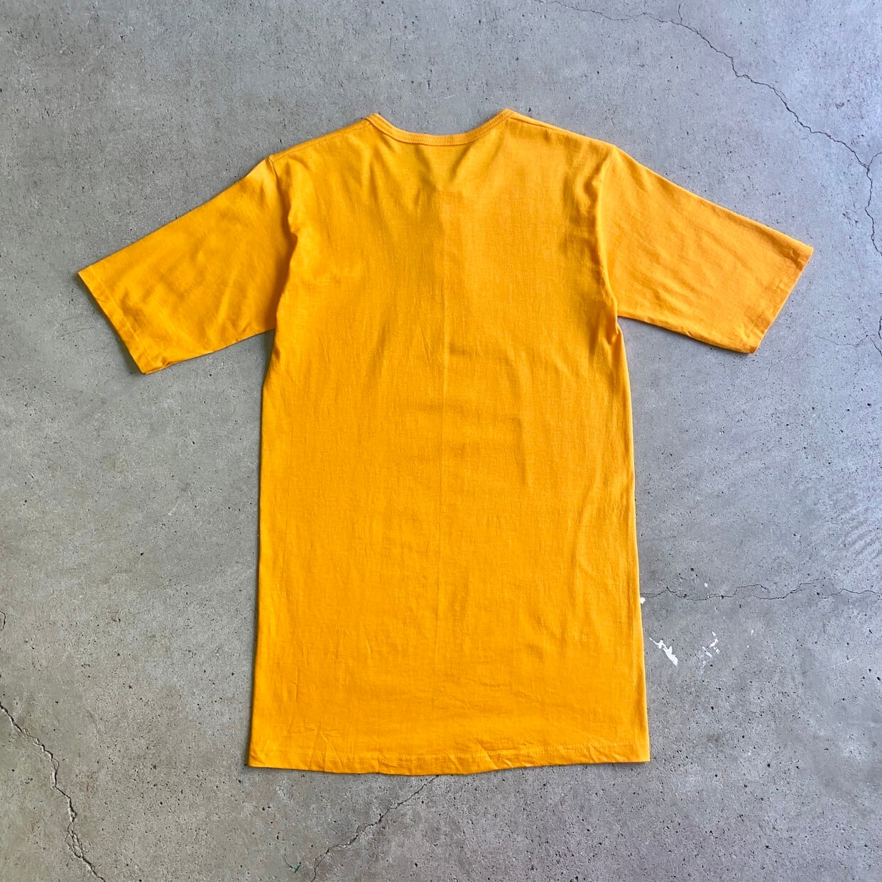 80-90s ヴィンテージ シングルステッチ Tシャツ イエロー USA製 90年代 Augusta ヘンリーネック シングルステッチ 無地 ラグラン