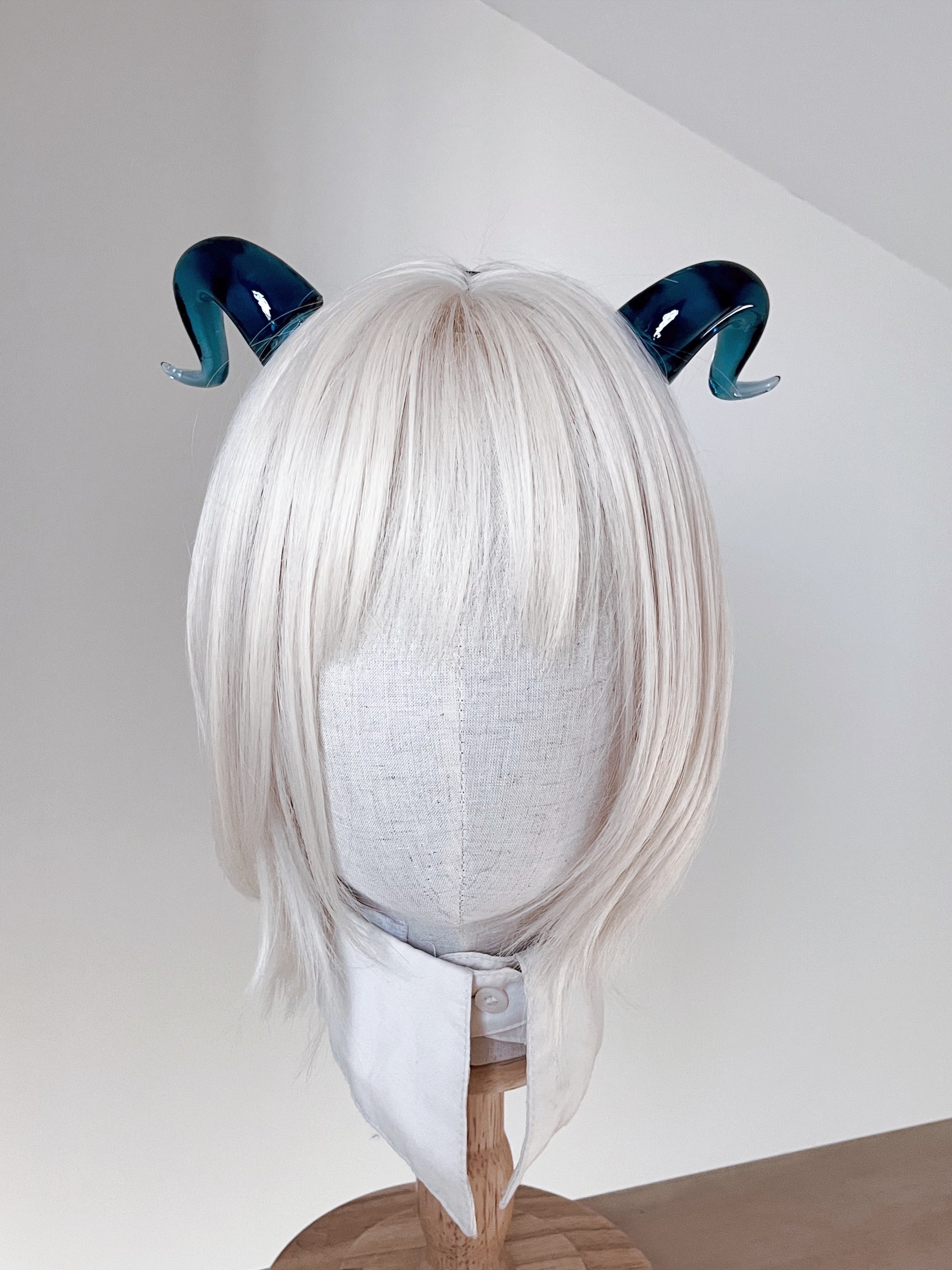 リリコラム　天使の羽カチューシャ　ほんのり乳白の羽×水色の輪 ririco:ramu