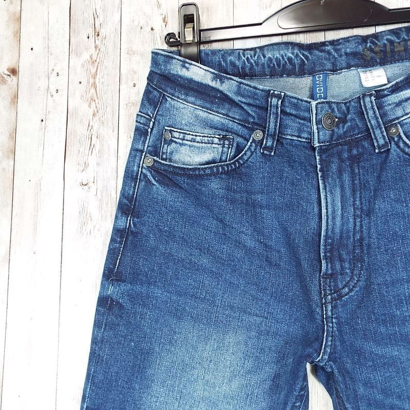 EUR28（ウエスト75cm）H&M DIVIDED ジップアップ スリム スキニー