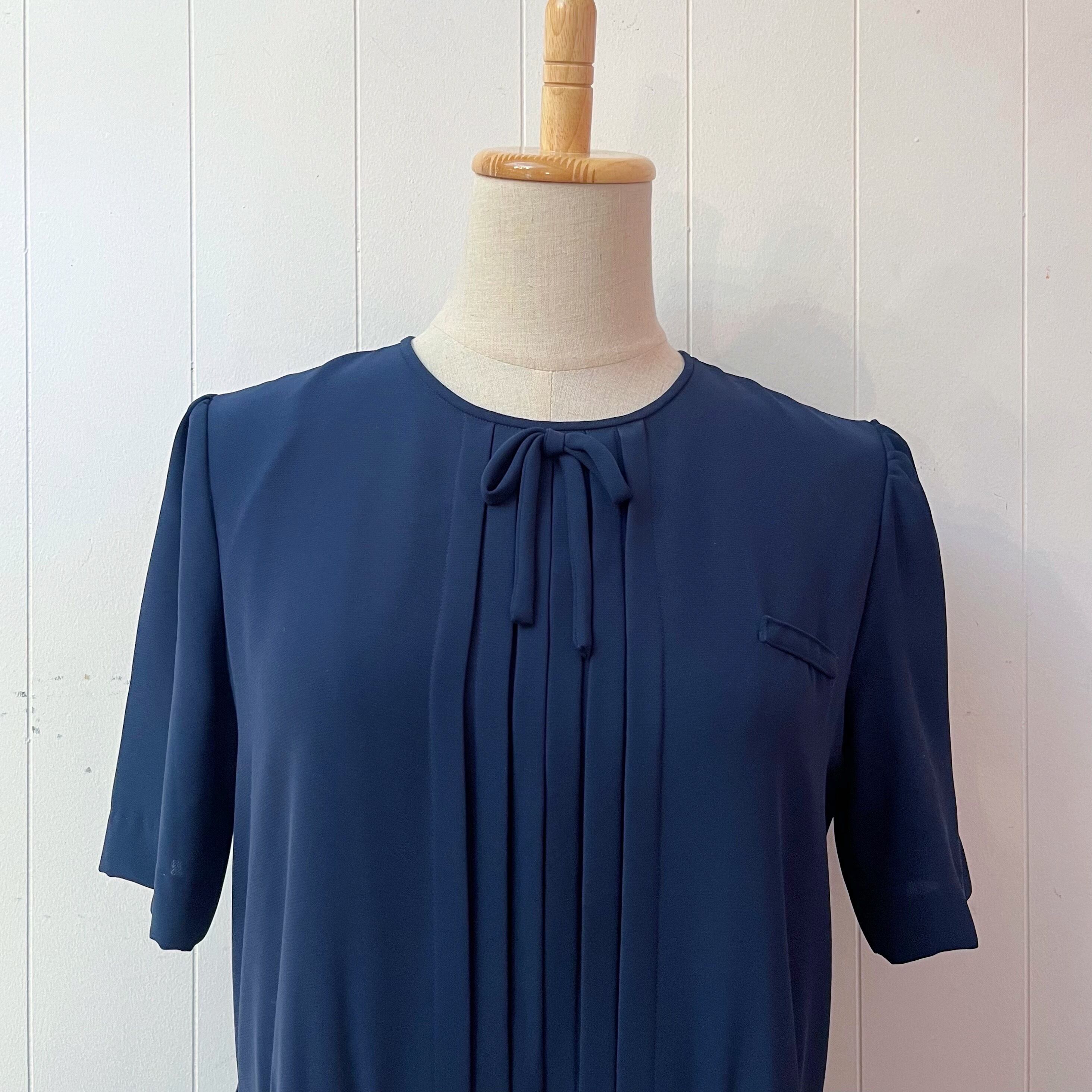 ribbon front pleats one-piece