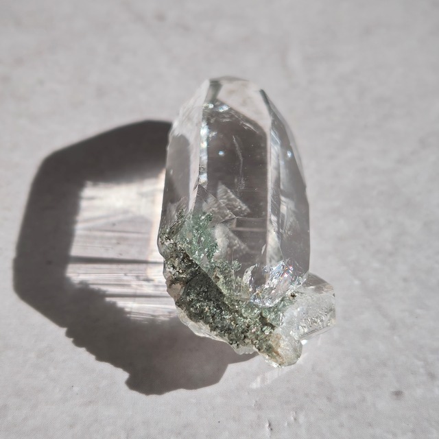 【Mamoria応援石シリーズ-YELLstone-】「覚悟を決めた人へ」虹が出るマニハール水晶