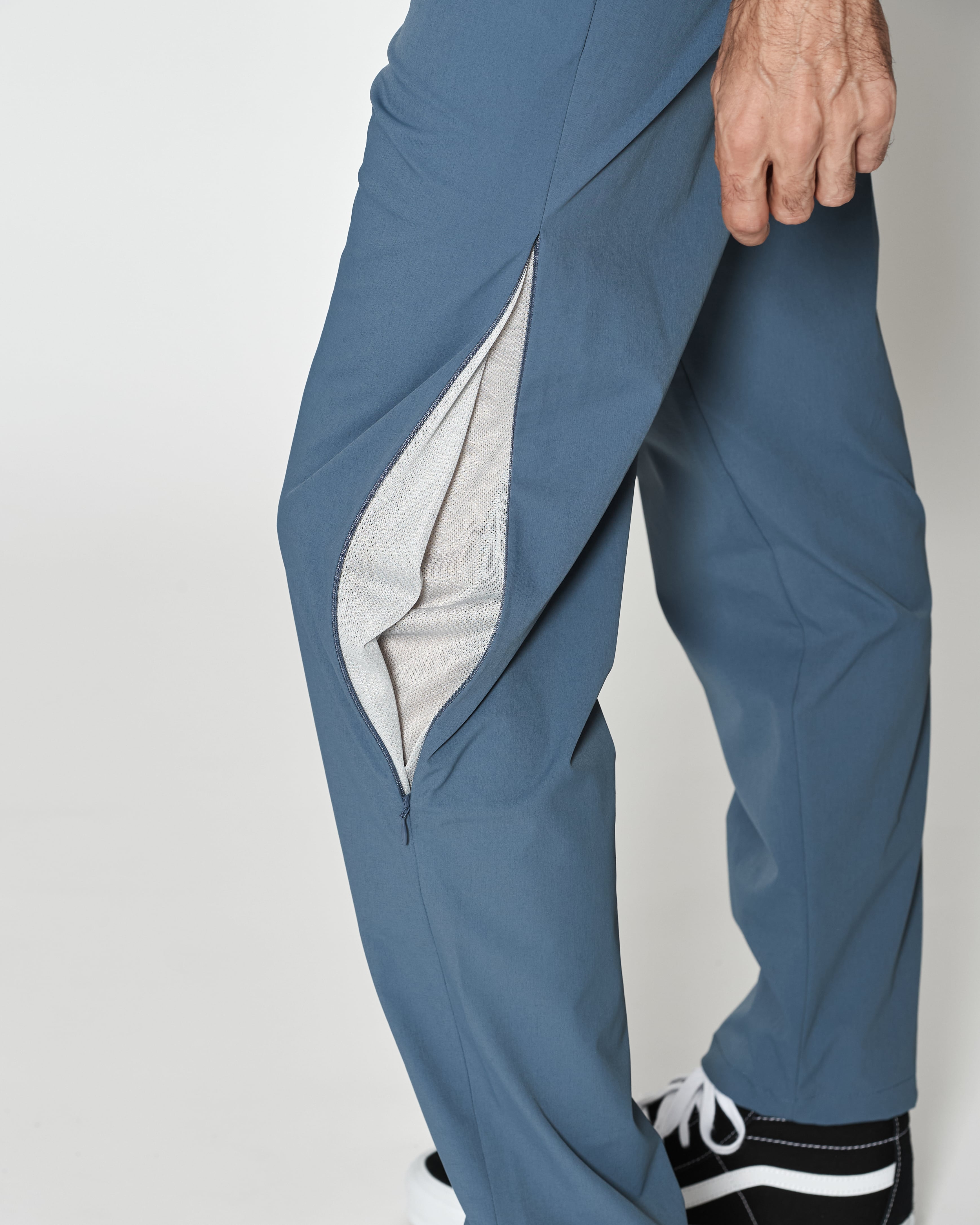 ベンチレーション パンツ | ACANTHUS ONLINE STORE