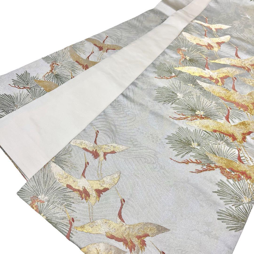 袋帯 松模様に金の飛翔鶴 金糸 白鼠色 O-4127