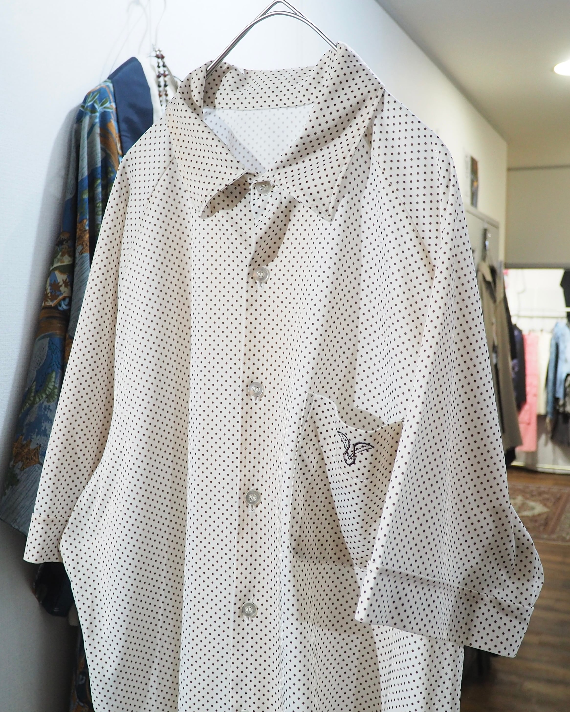 1980s White Dot × Unknown Embroidery vintage SS shirt