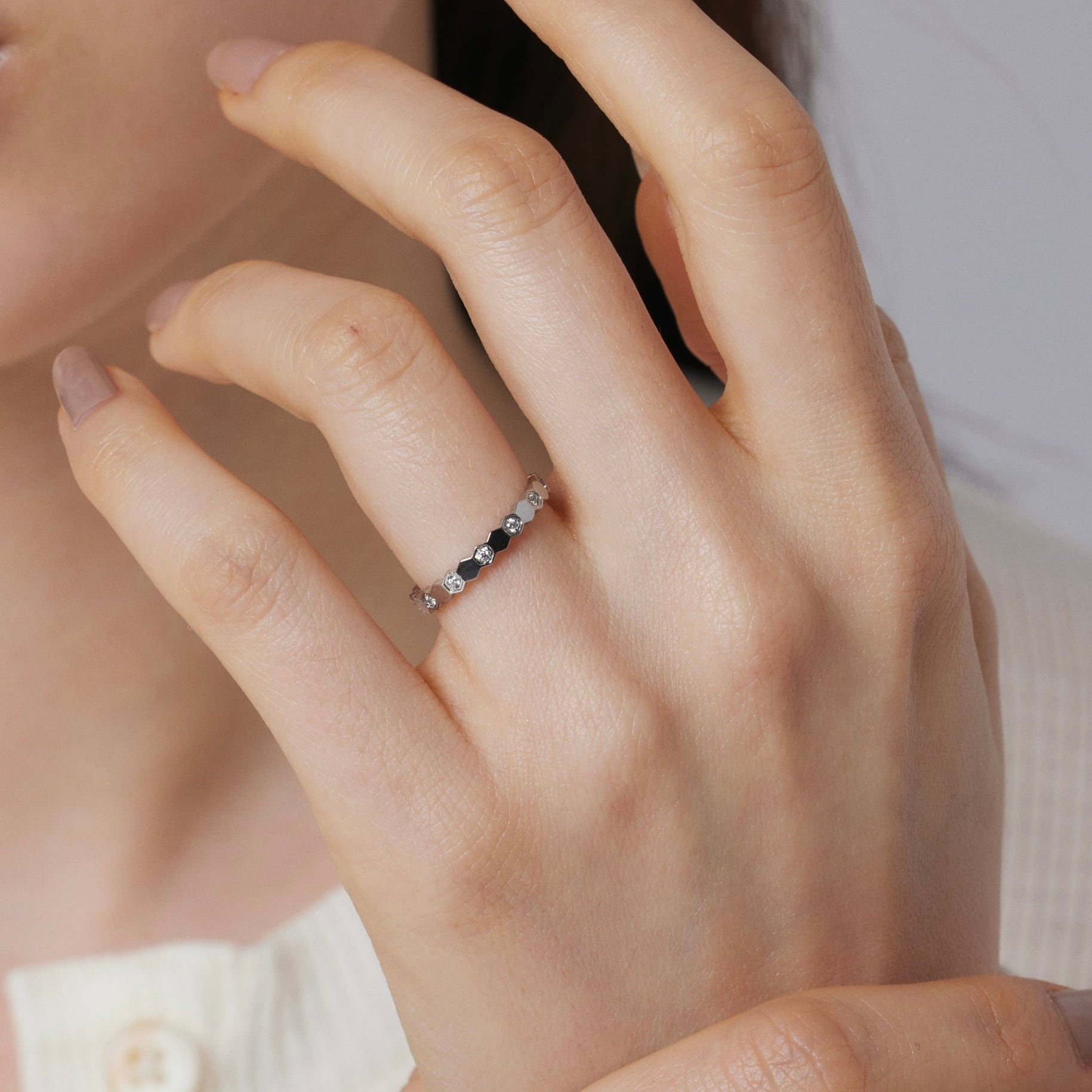 e.m. ダブルジルコニア揺れリング e.m.｜イーエムのリング（ジルコニア）通販 - ZOZOTOWN