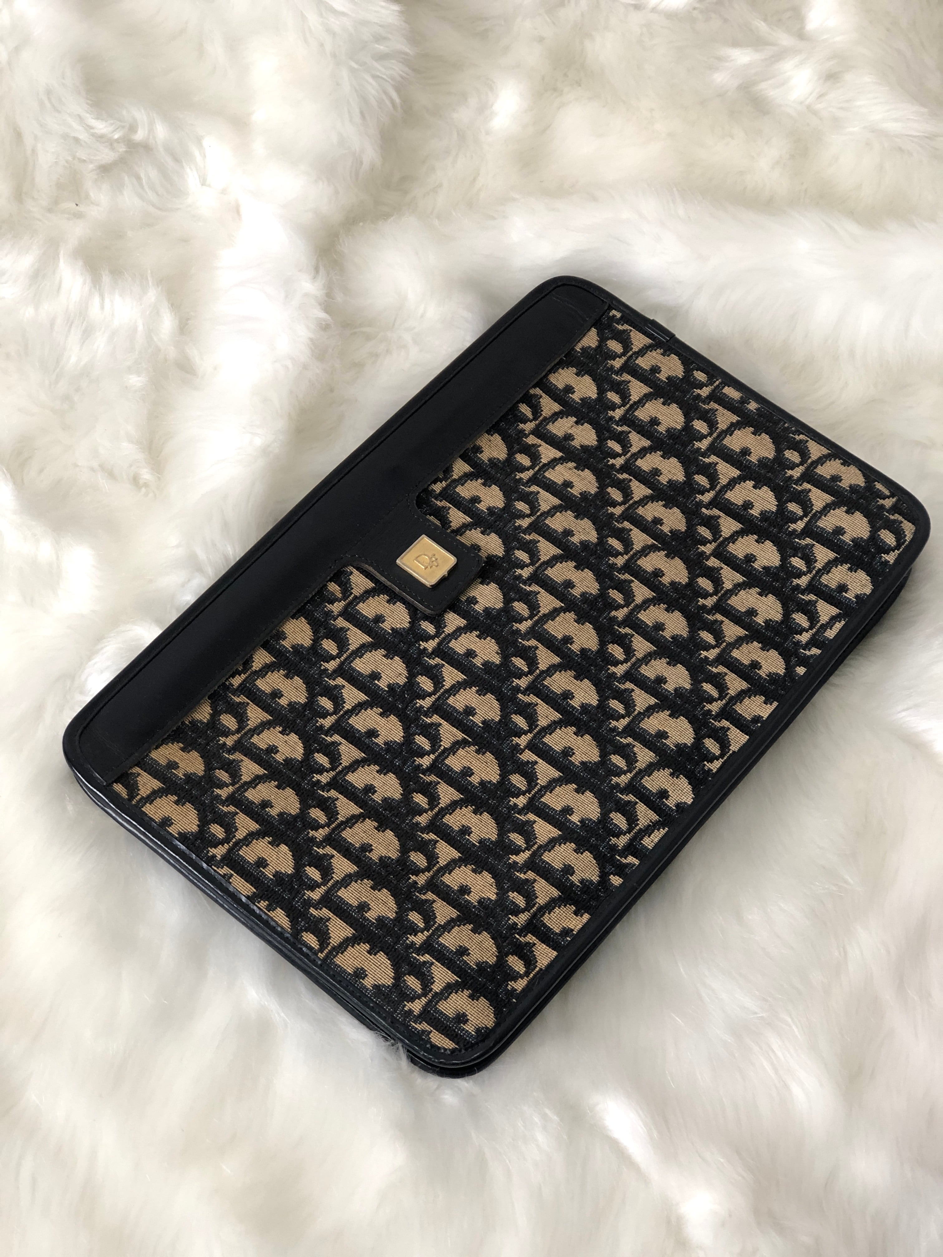 オールド　Christian Dior ディオール　トロッター クラッチバッグ CHRISTIAN DIOR クリスチャンディオール トロッター柄 クラッチ