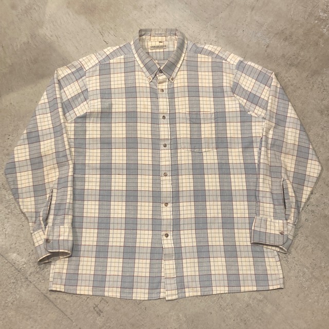 VAN HEUSEN B.D CHECK SHIRT