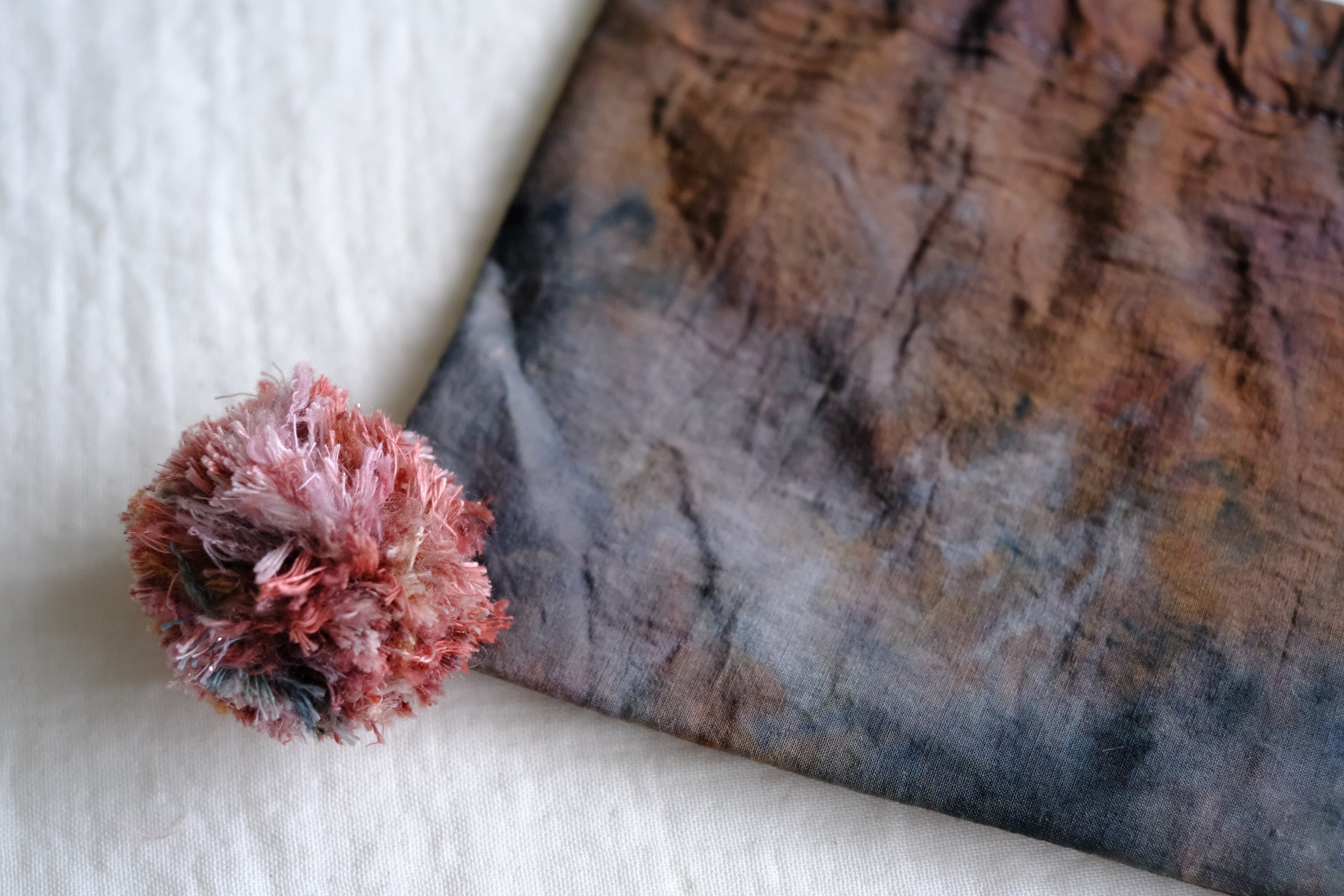 バネ口ポーチ　o-0519