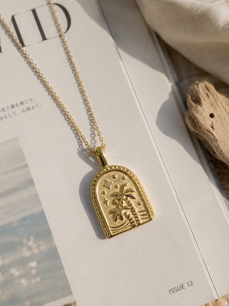 Palm tree necklaces