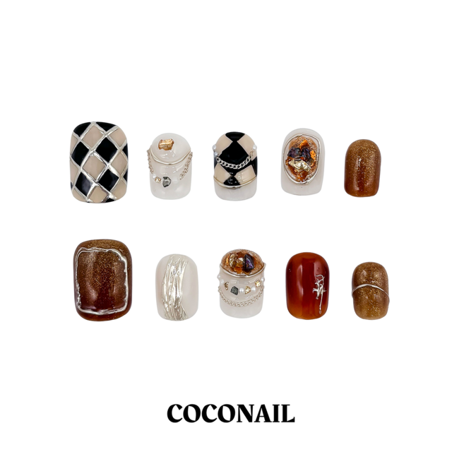 100%ハンドメイド「大人チェック×マグネットネイル」