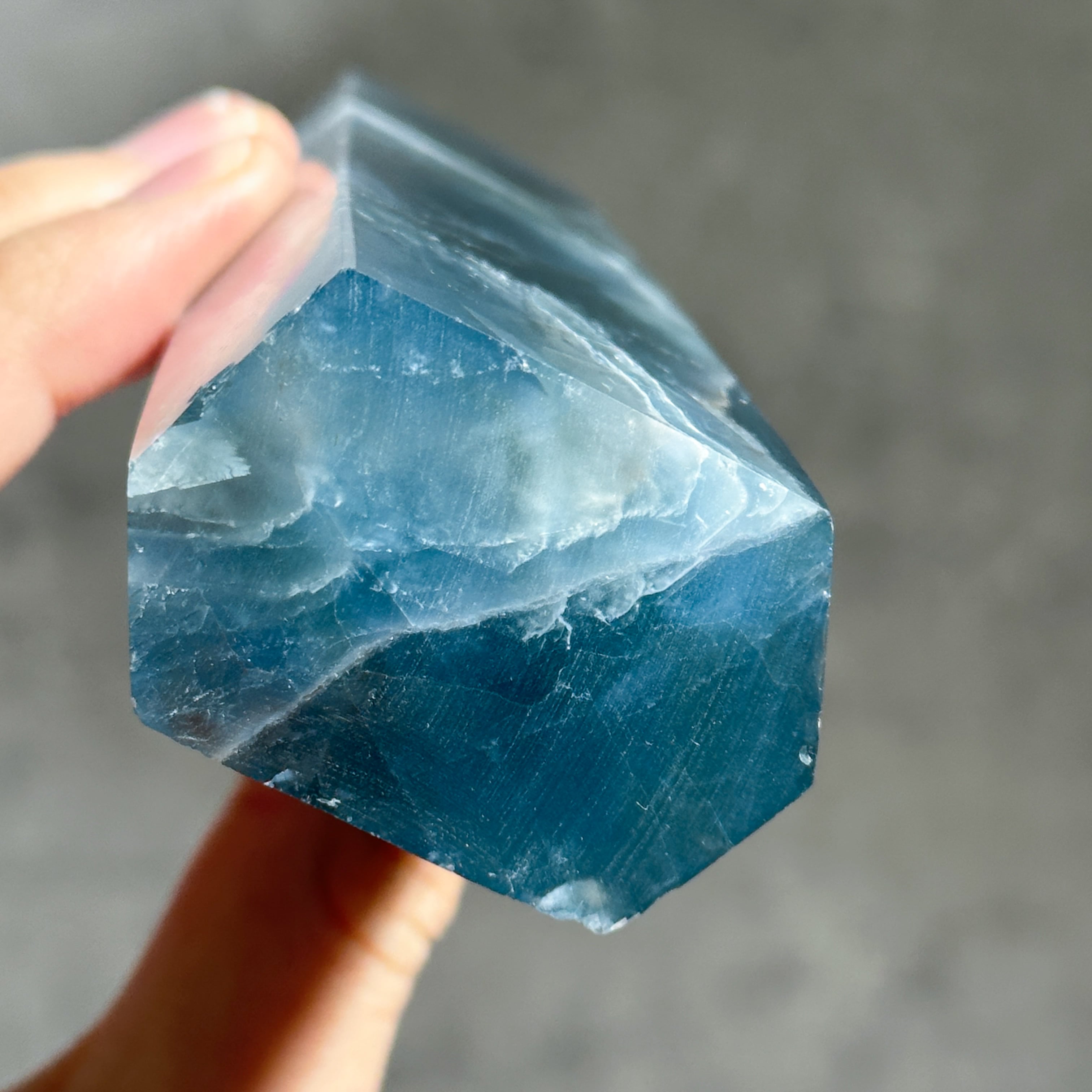 ブルーフローライト タワー型22 ◇ Fluorite ◇天然石・パワーストーン