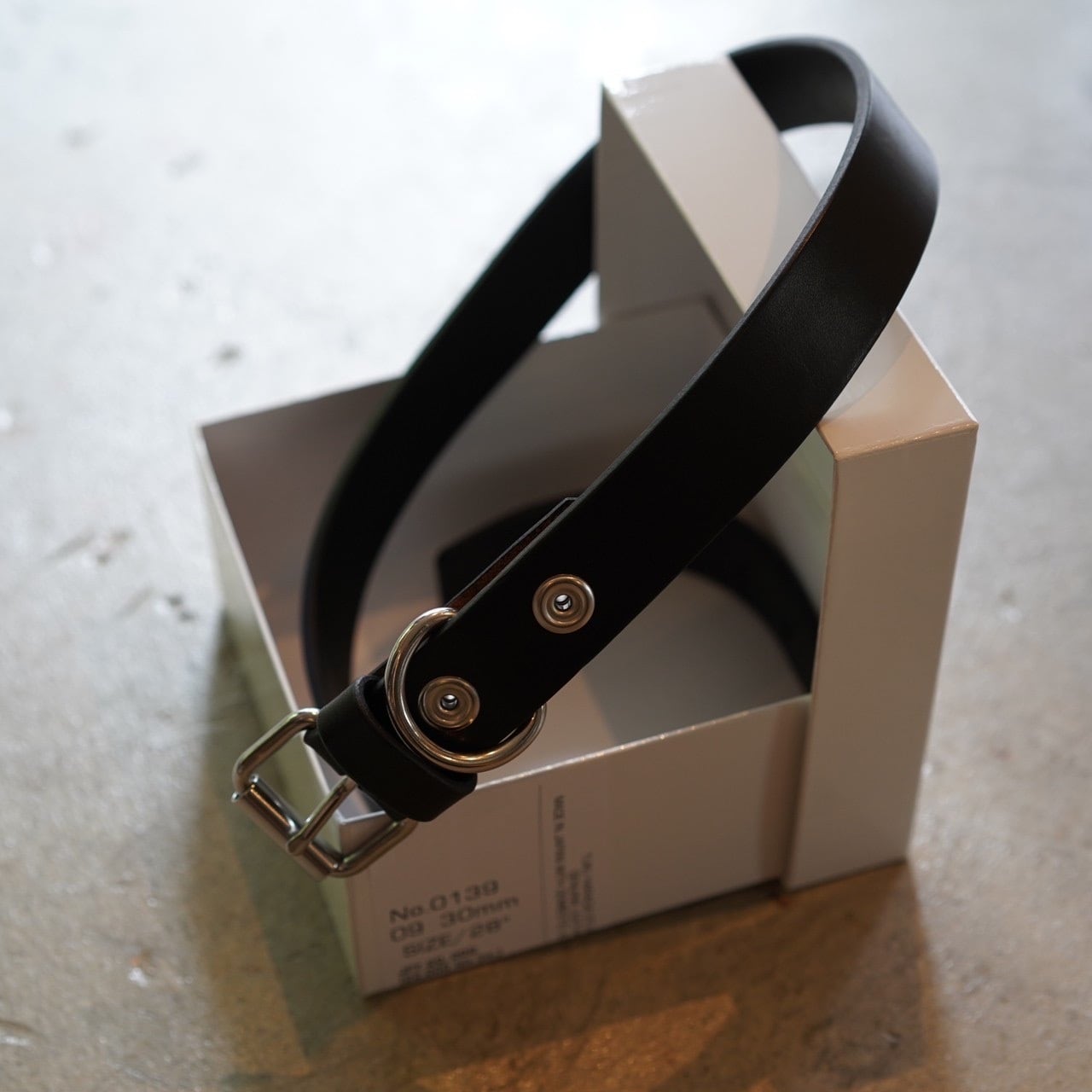 再入荷TUKI(ツキ)doggie belt black 30mm | Debby