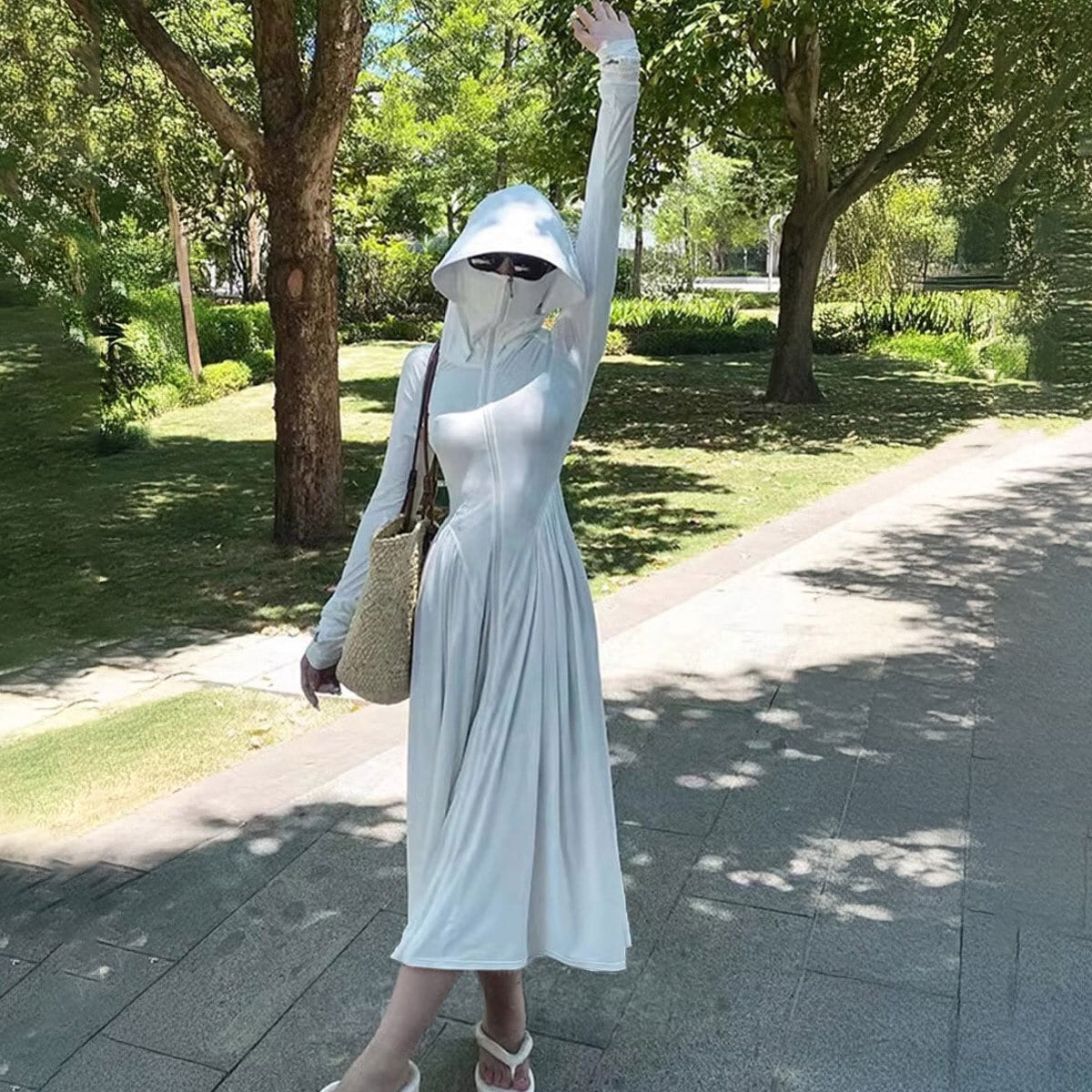 ラッシュガード ロング UV対策 レディース 夏 韓国 パーカー ワンピ 薄手 接触冷感 日焼け防止 UPF50+ サンバイザー付き アウター 羽織り 紫外線対策 渦しい 大人可愛い 大人女子