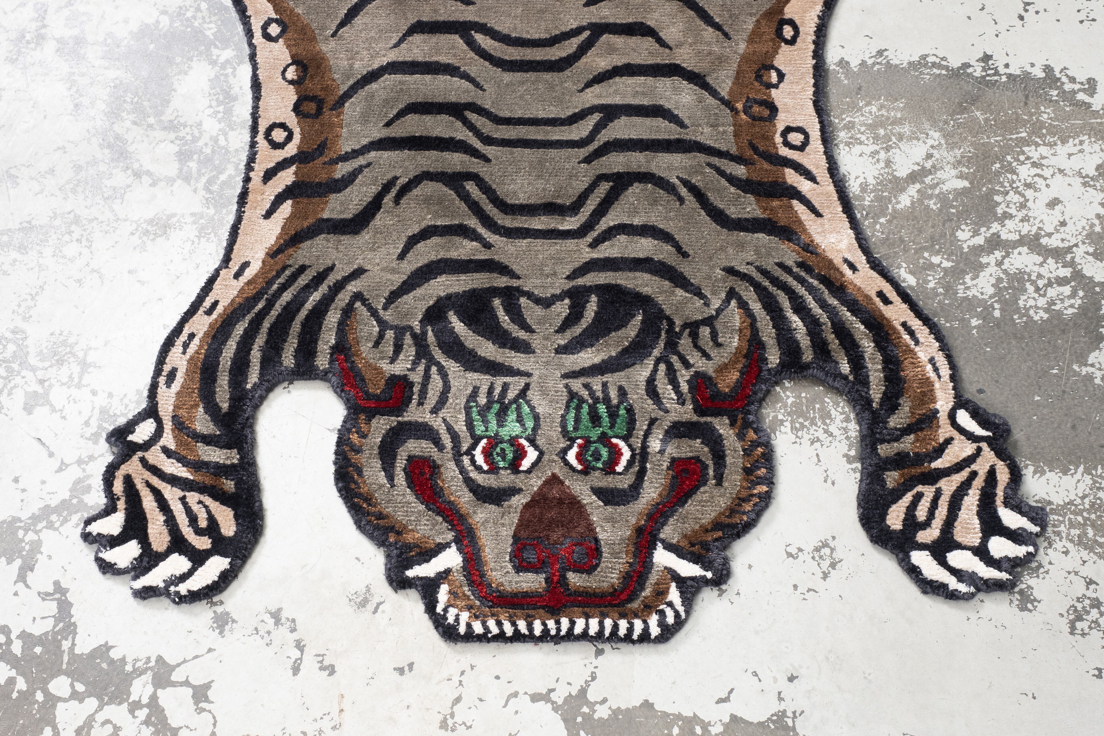 チベタンタイガーラグ Tibetan Tiger Rug 《Sサイズ•シルク055》チベタンタイガーラグ