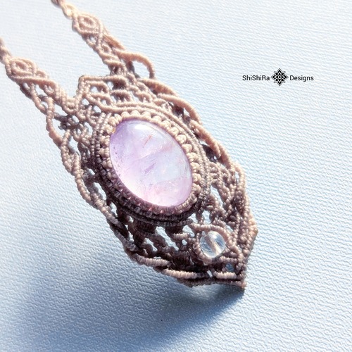Pendant / Lavender Amethyst
