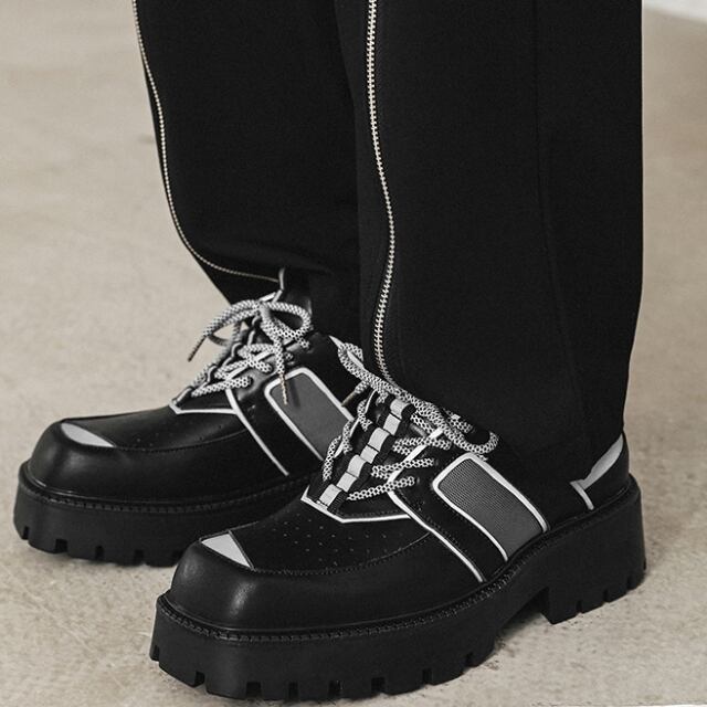 【予約販売】レザーシューズ 革靴 メンズ ローファー スニーカー レースアップ 厚底 シンプル 靴 デザイン フォーマル モード ブラック 黒 クラシカル お洒落 カジュアル シック パーティー 結婚式 24cm/24.5cm/25cm/25.5cm/26cm/26.5cm/27cm