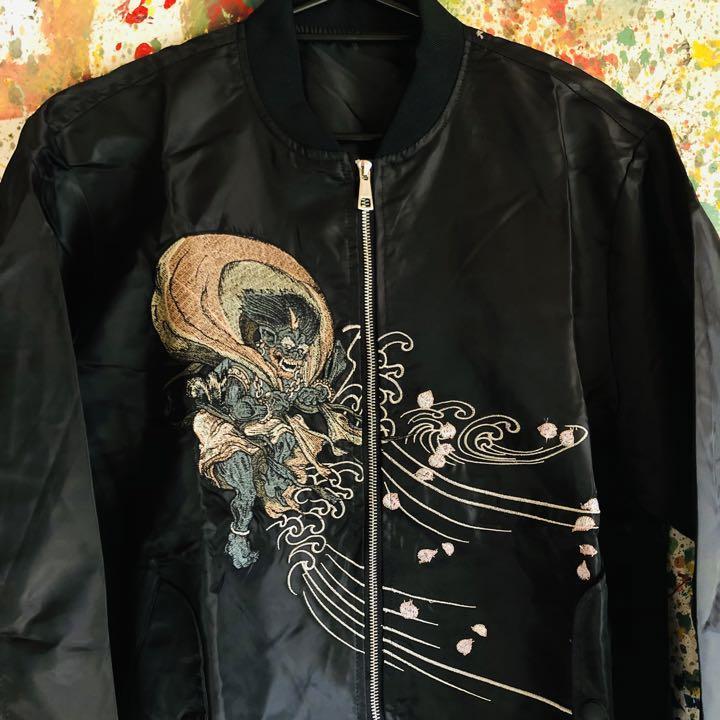 新品タグ付き　UABONI ユアボニ　風神雷神　刺繍　スカジャン　2XL 黒肩幅53cm