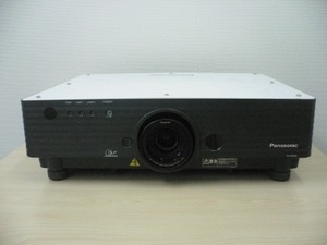 Panasonic　　TH-D5500L　　 液晶プロジェクター