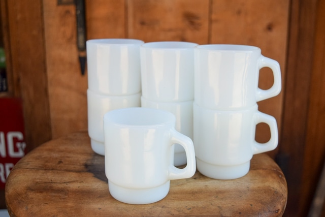 DEADSTOCK 60-70s Anchor Hocking "Fire King Stacking mug" -White 02280