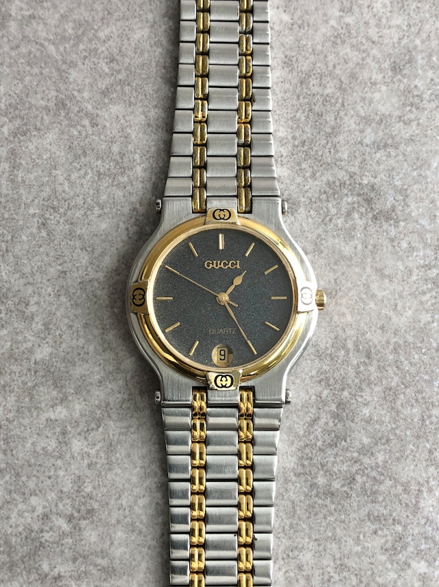 GUCCI グッチ 腕時計 シルバー×ゴールド ロゴ ステンレススチール 9000M vintage ヴィンテージ オールド devypm