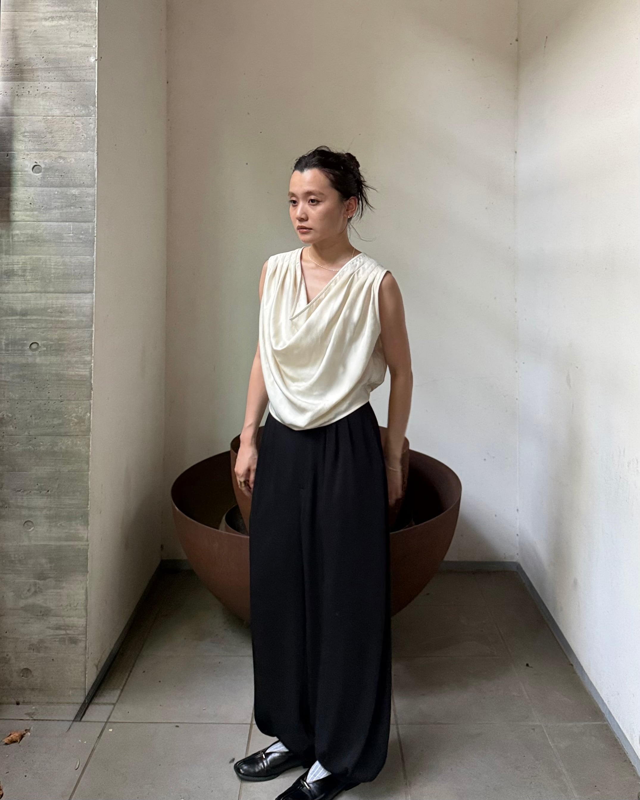 back cross satin camisole | quūi