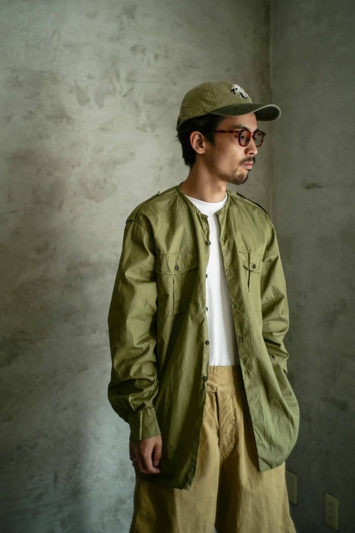 ベルギー軍　ポプリンシャツ　ノーカラーリメイク