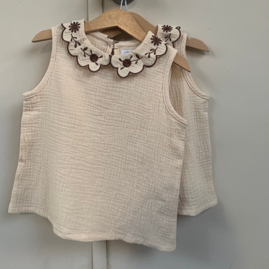 embroidery tops