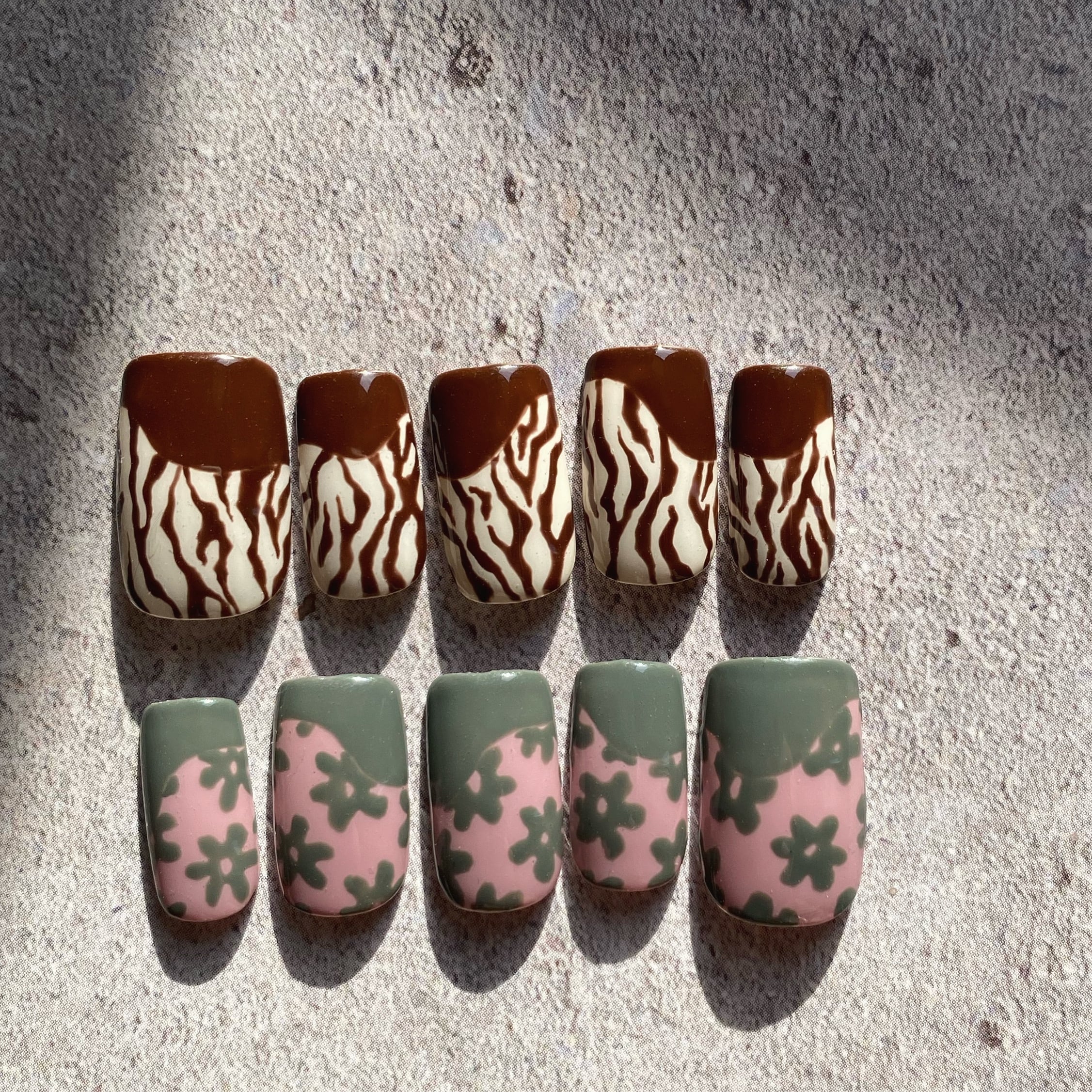 zebra / flower set / ネイルチップ | SHELLSEE