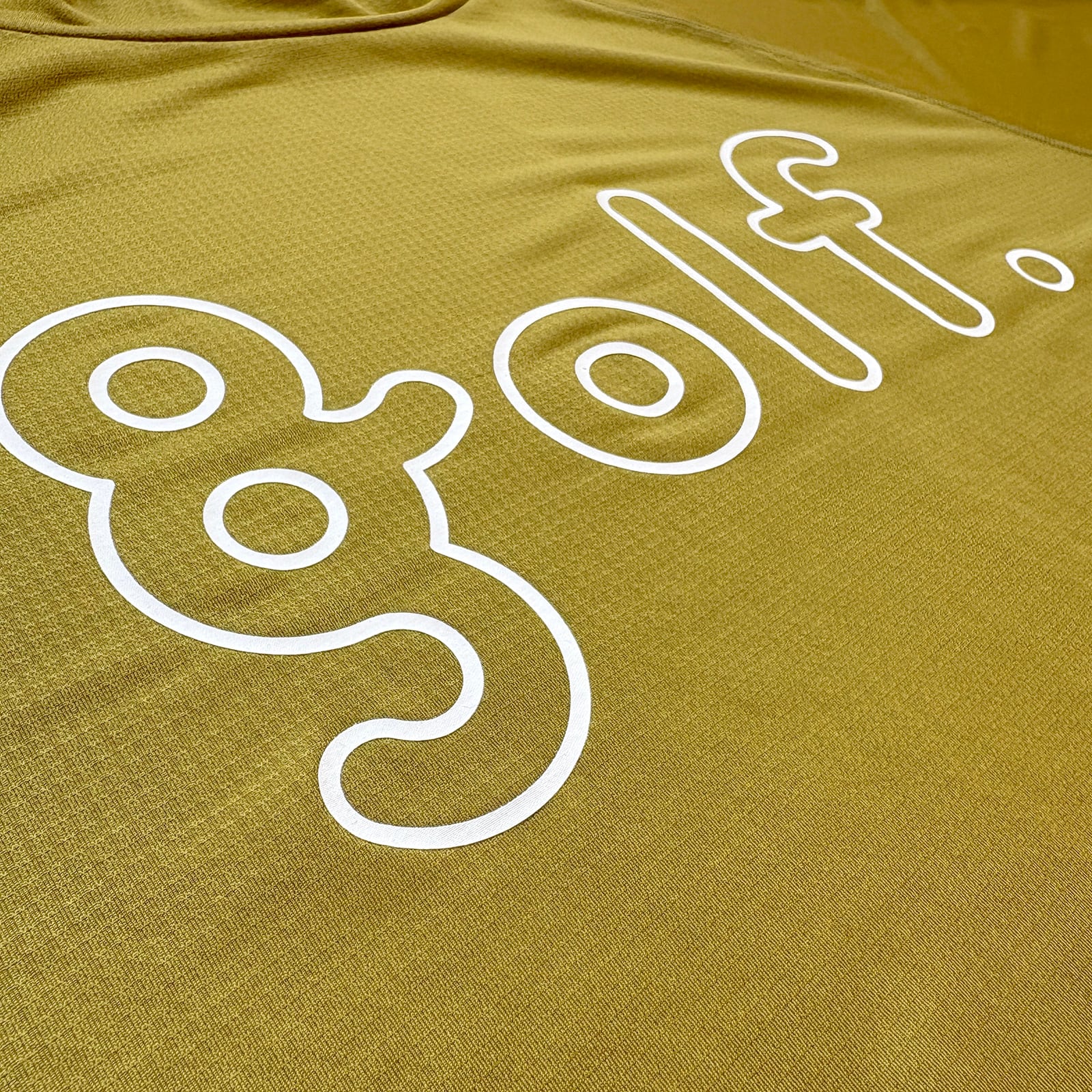 SUPER LIGHT LOGO PRINT MOCK NECK SHIRT -MUSTARD- | 8G SHOOT WEBSTORE