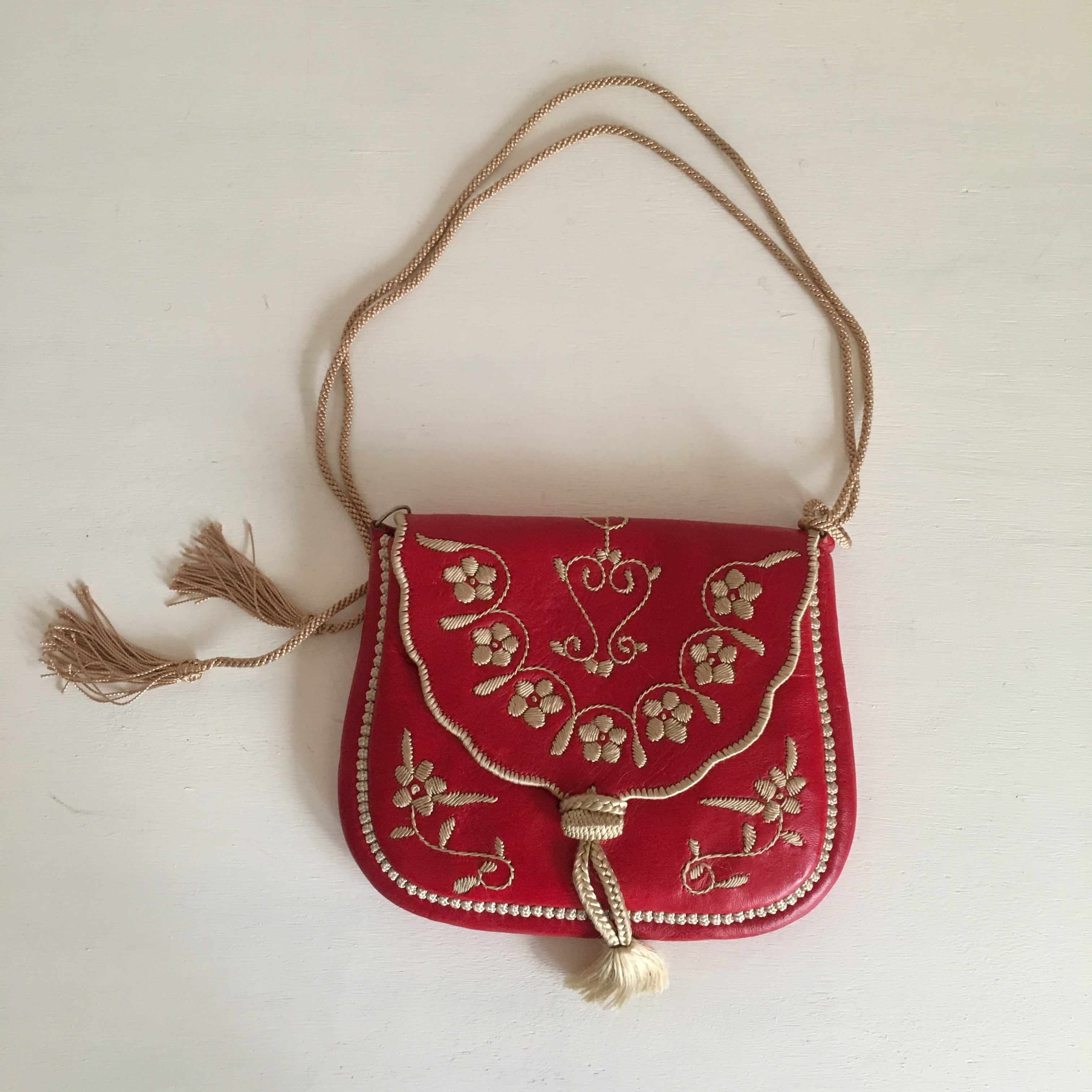 ベルベル刺繍のバッグ マチ無し | モロッコの暮らしと手しごと