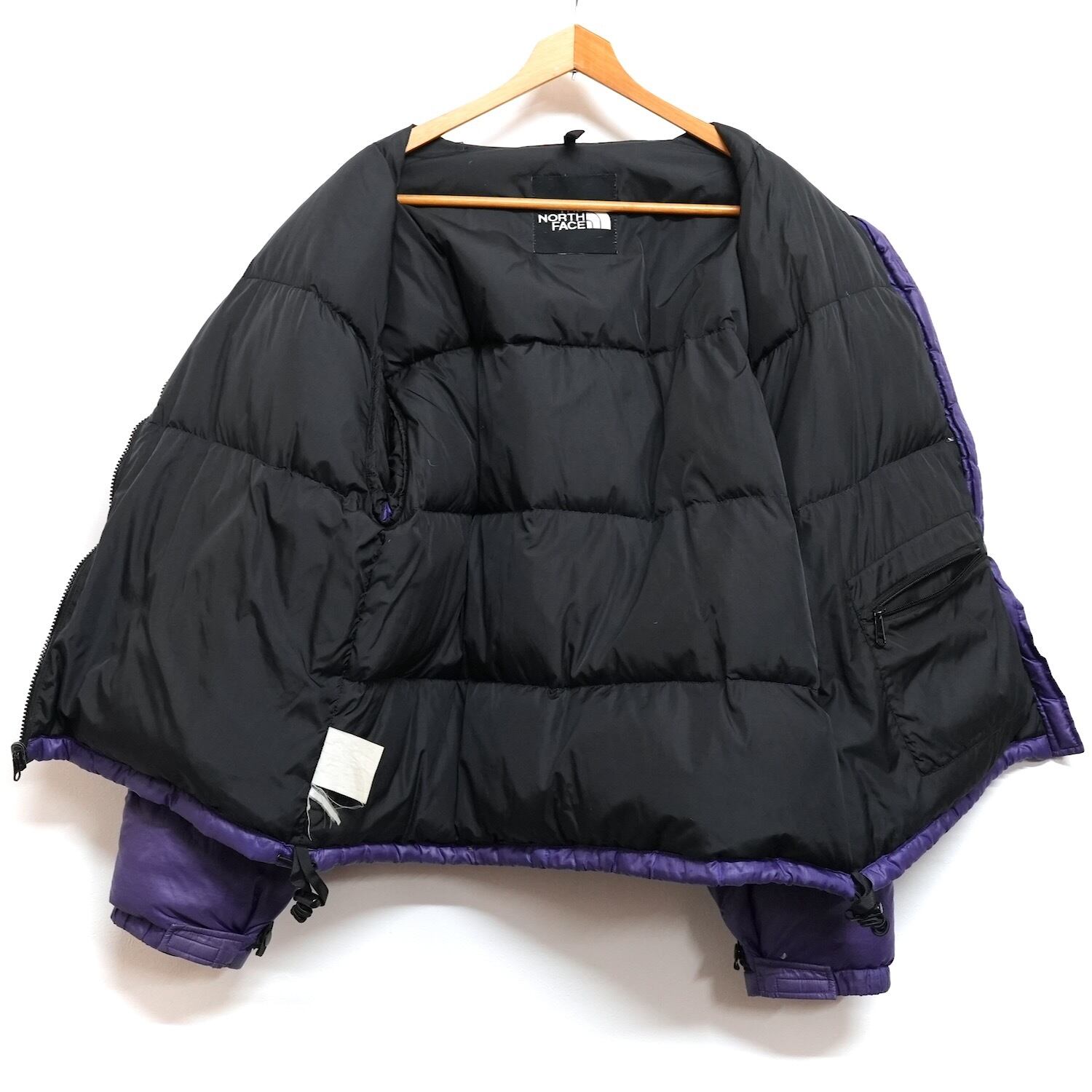 3992R3 THE NORTH FACE ノースフェイス ヌプシ ダウンジャケット 3992R3 THE NORTH FACE ノースフェイス ヌプシ ダウンジャケット