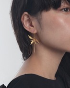 〔K18YGP〕蘭 フックピアス