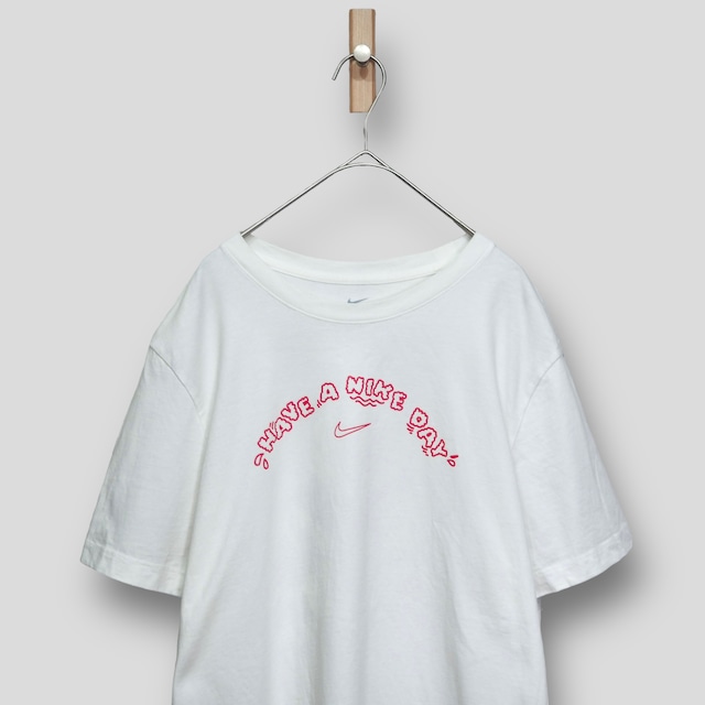 【NIKE】デザインTシャツ