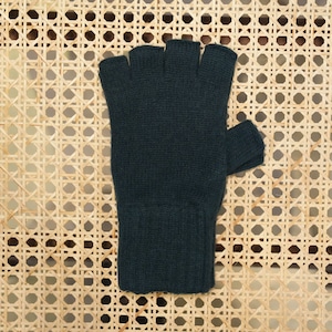 Cosy Cashmere Company "2ply Cashmere Fingerless Glove" -GREEN-