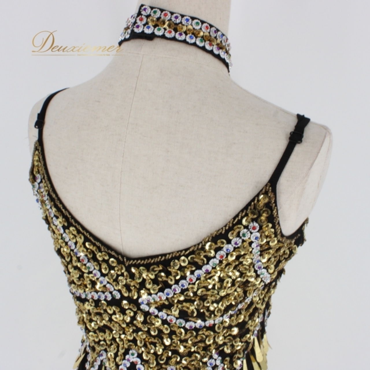 社交ダンス 衣装 ラテン ドレス ワンピース ステージ衣装 パーティドレス レディース金 黒 スパンコール ゴールド系 ブラック系 チョーカー 華やか デザイン 豪華 きらびやか 印象 おしゃれ ショートドレス フォーマル 謝恩会 お誕生日会 クリスマス パーティー 衣装 ブラック ゴールド レース 伸縮性 体型カバー 夏服 プロムドレス セクシー レディースファッション 反射光 ドレッシー 派手 目を引く