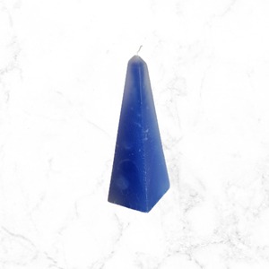 Triangle candle (TR022)