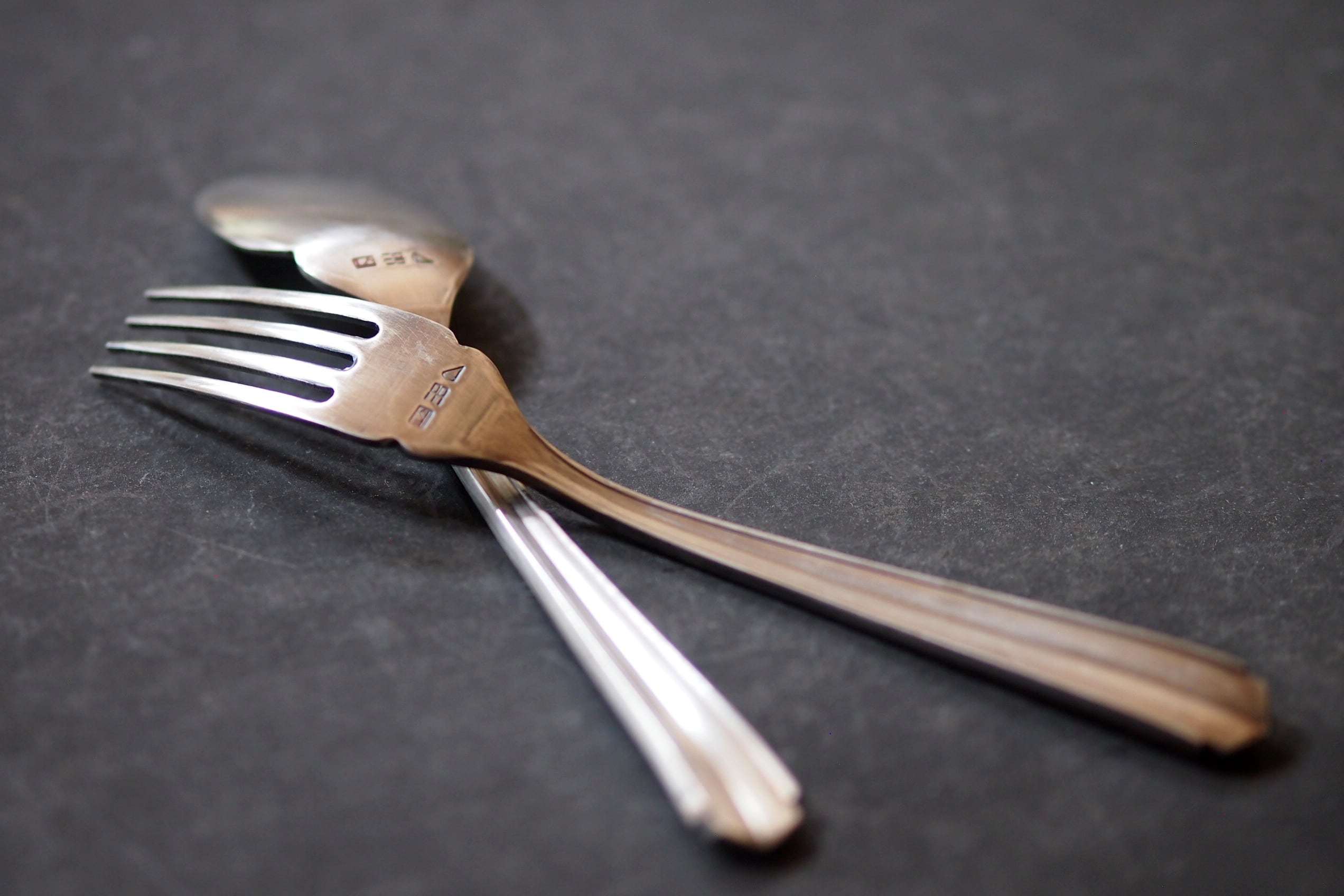 竹俣勇壱 10.Ryo フィッシュスプーン | 陶屋なづな