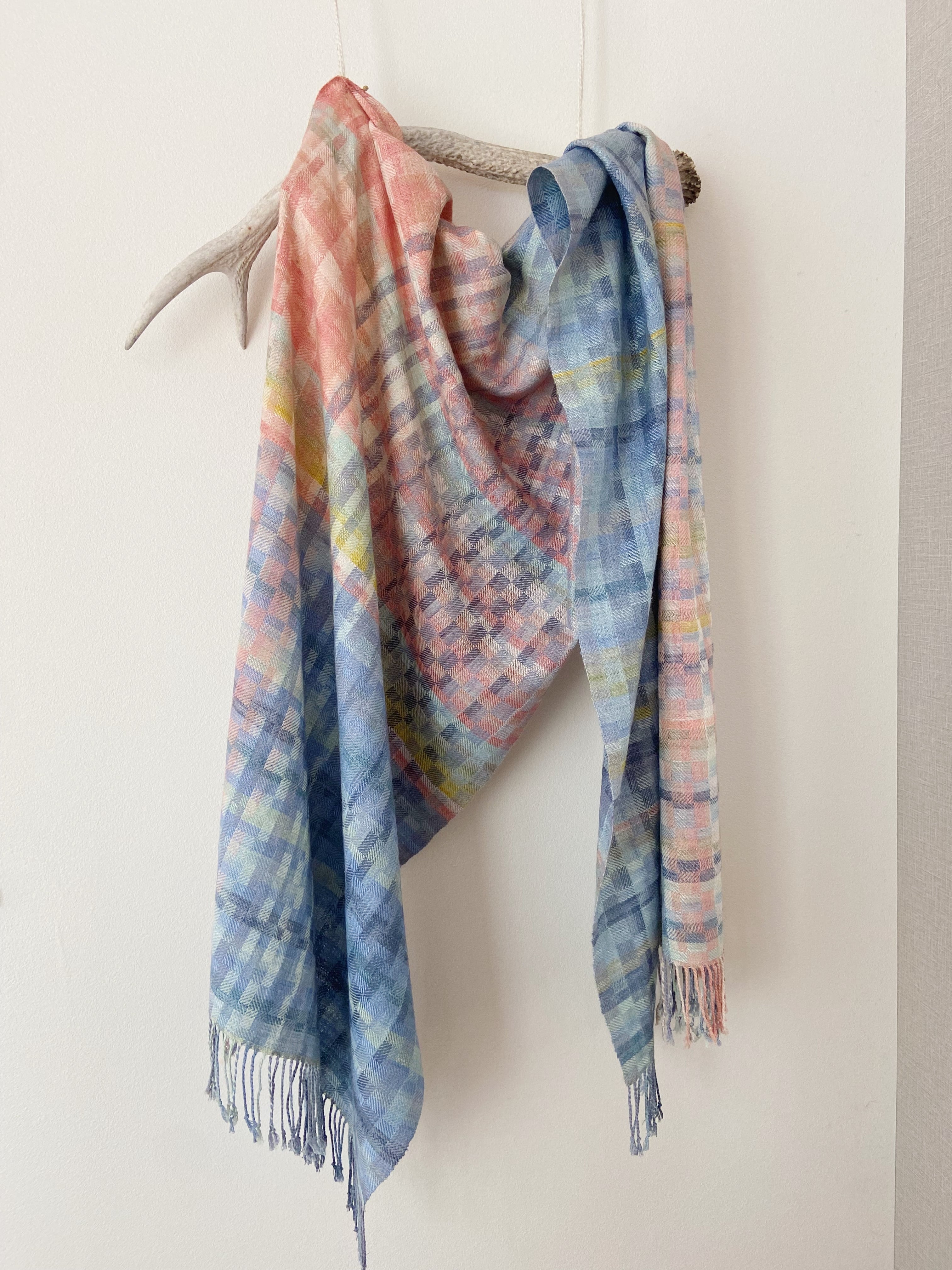 Hand-woven scarf / kid mohair 手織りカシミヤ混モヘアショール | R