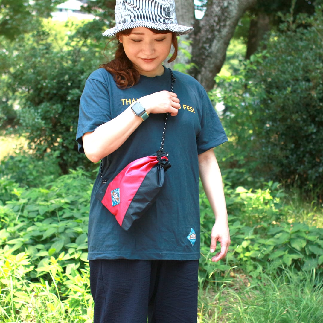 フェスバッグ TGIF! 巾着サコッシュ | フェスバッグブランド TGIF