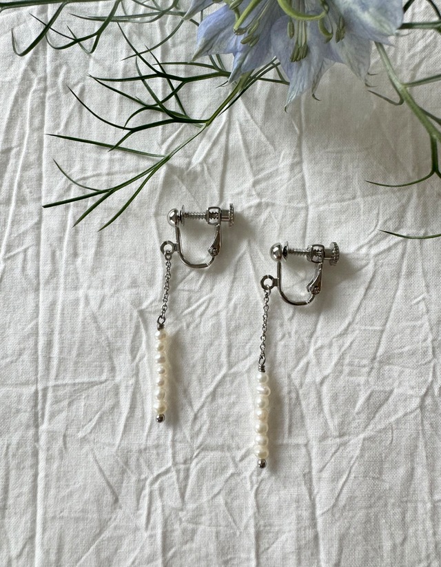 7pearl line earrings/pierces(RH)