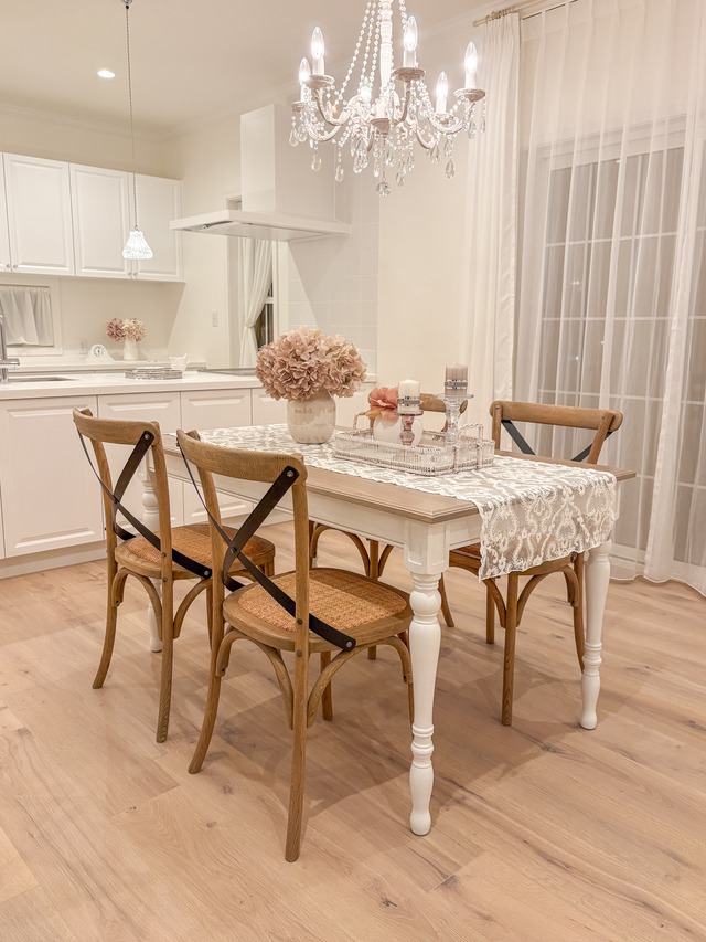 ホワイトオークターンドレッグダイニングテーブル　“スレンダー”（アンティーク調ろくろ足テーブル）　W1400〜2400　4〜8人掛け　引き出し付きダイニングテーブル