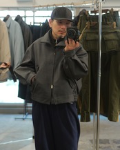予約販売 | i’m here : - “COTTON LEATHER” BLOUSON ：Gray｜コットンレザー／スイングトップ／バルーンシルエット